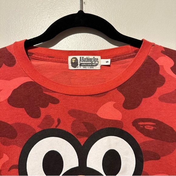 ๐HOST PICK x 2๐ BAPE x Baby Milo x Sesame Street Limited Edition Tee, Red, Small - Picture 12 of 15